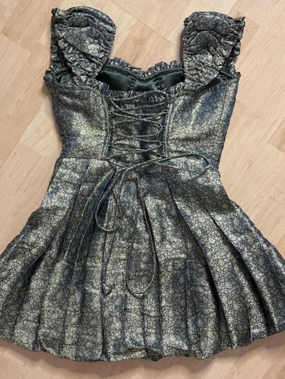 SVARINI PUFF RANI DRESS - Picture 7 of 8